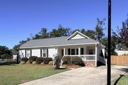127 Savannah Lane photo 4