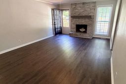 127 Savannah Lane photo 4