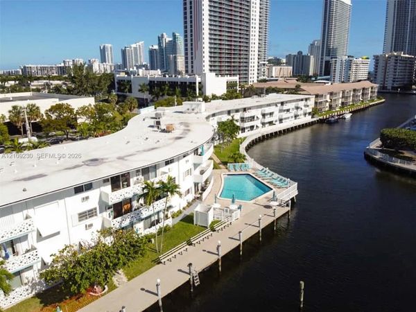 2500 Diana Dr , Unit 104, Hallandale Beach, FL 33009