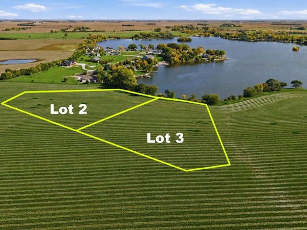 2000 Bright Shores Pl, Viborg, SD 57070