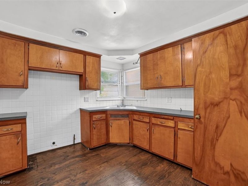 4109 Bluestone Road, Cleveland Heights, OH 44121 Photo 7