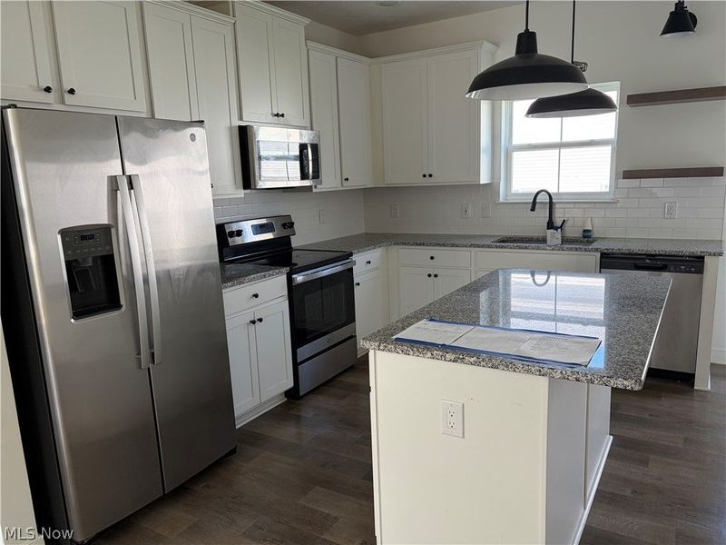 473 Auld Farm Circle, Akron, OH 44320 Photo 8