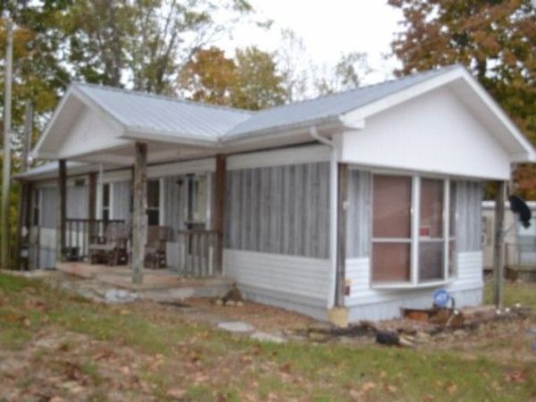 95 Cummins Ct , Celina, TN 38551
