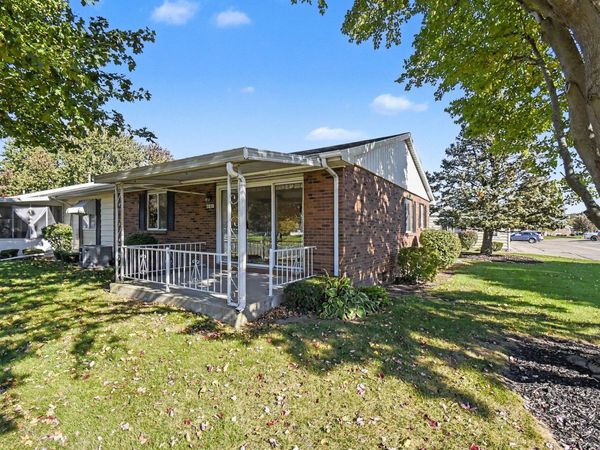 5830 SE Leisure South Drive SE, Kentwood, MI 49548