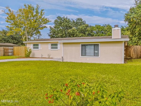 10731 LUANA Drive N, Jacksonville, FL 32246