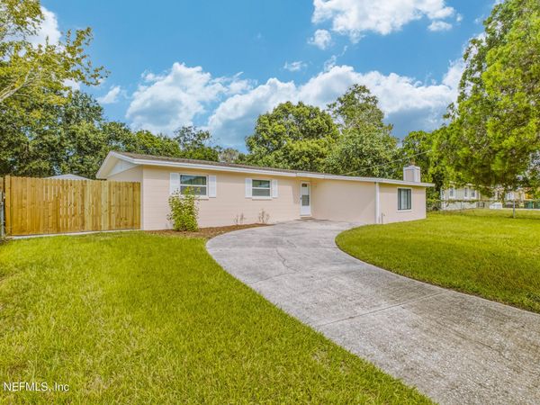 10731 LUANA Drive N, Jacksonville, FL 32246