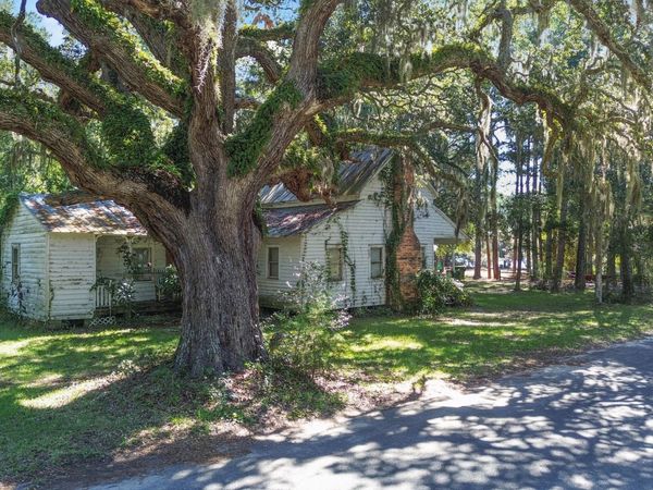 1695 Gause Landing Road SW, Ocean Isle Beach, NC 28469