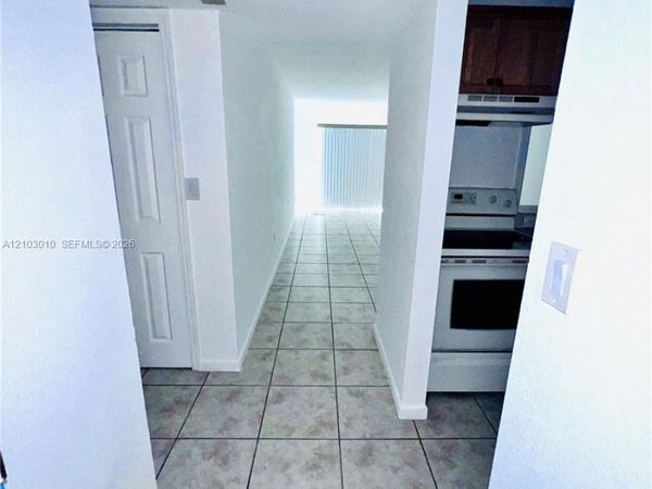12290 NE 11th Ct , Unit 305, North Miami, FL 33161