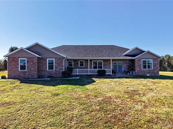 24380 Highway MM, Lebanon, MO 65536