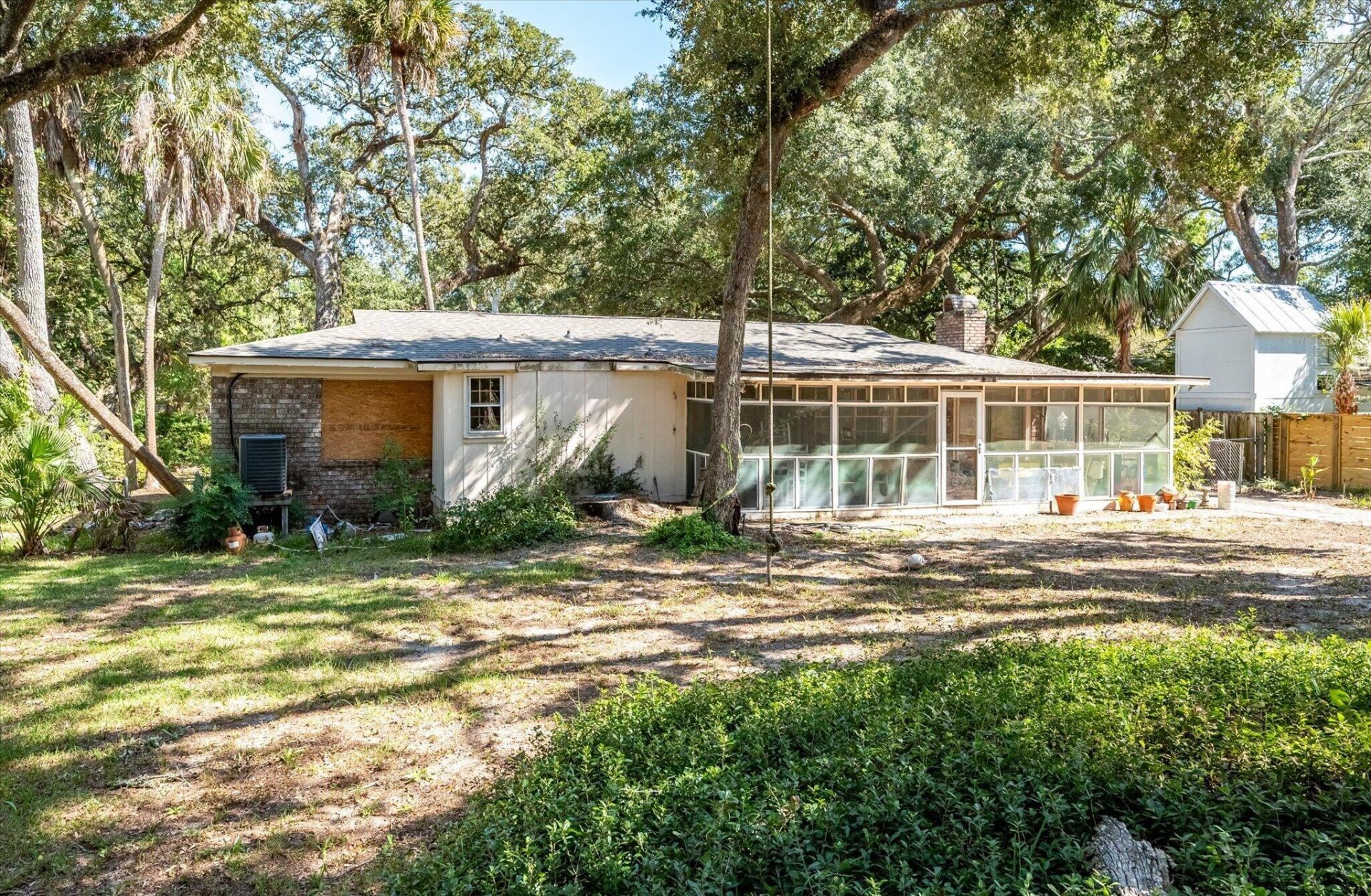 15 26th Avenue Photo 10