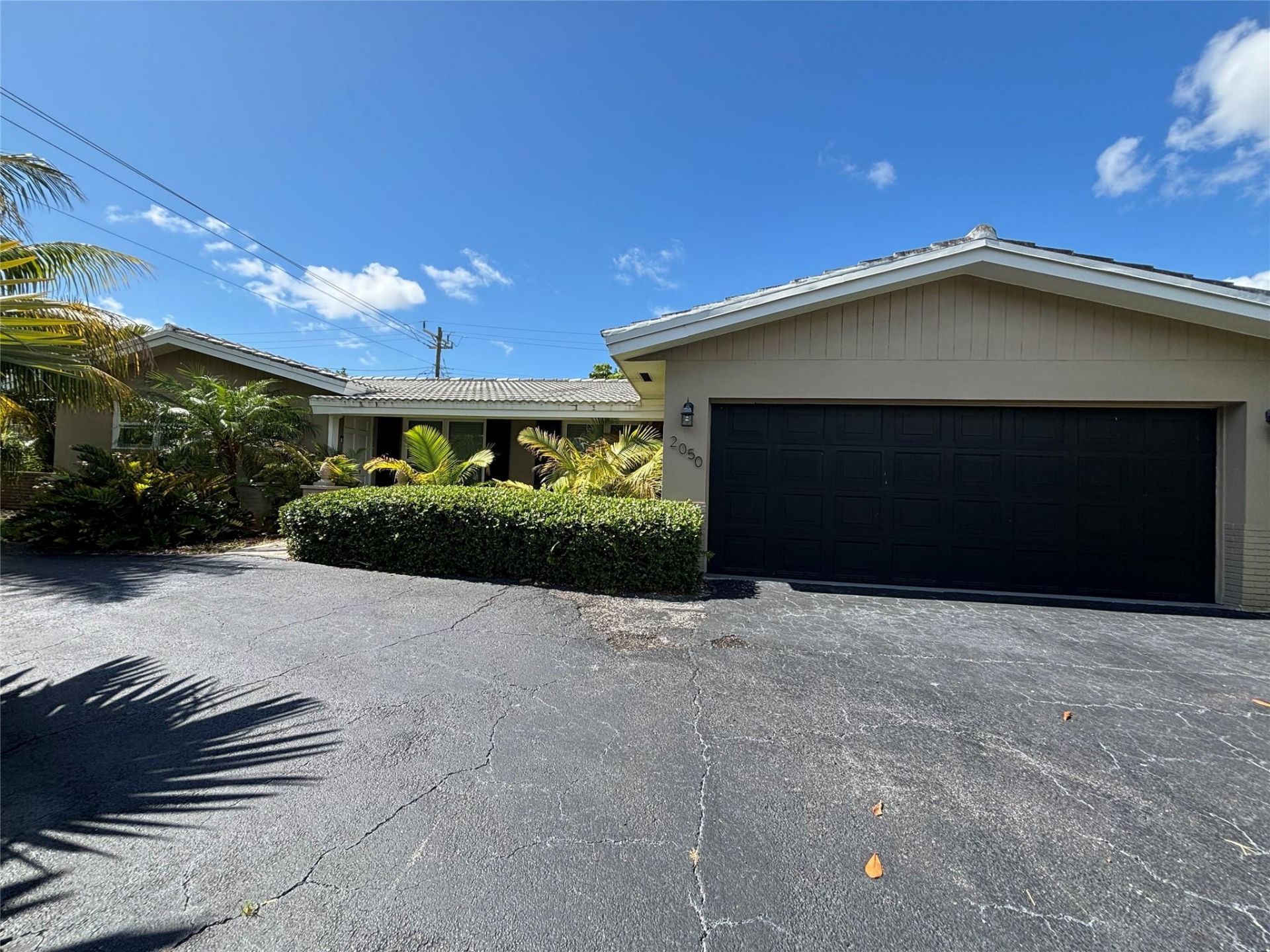 2050 NE 62nd Street, Fort Lauderdale, FL 33308 Photo