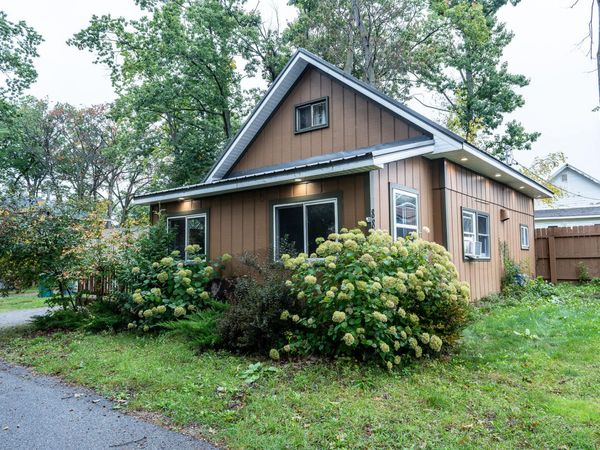 882 Pansy Street, Gaylord, MI 49735