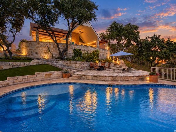 783 Lakeridge Loop, Lakehills, TX 78063