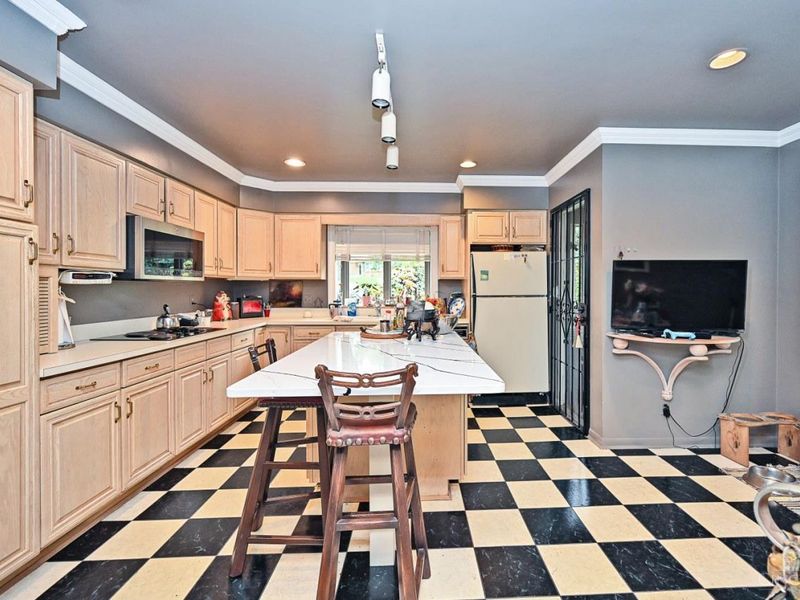 10611 Grimsby Lane, Evendale, OH 45241 Photo 16