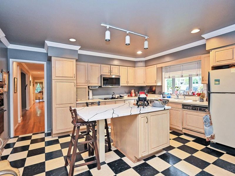 10611 Grimsby Lane, Evendale, OH 45241 Photo 20