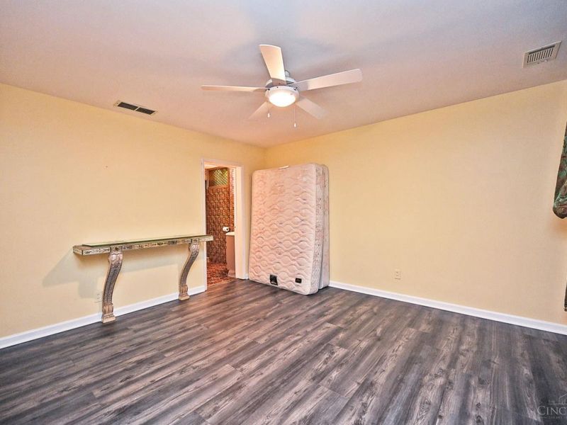 10611 Grimsby Lane, Evendale, OH 45241 Photo 38