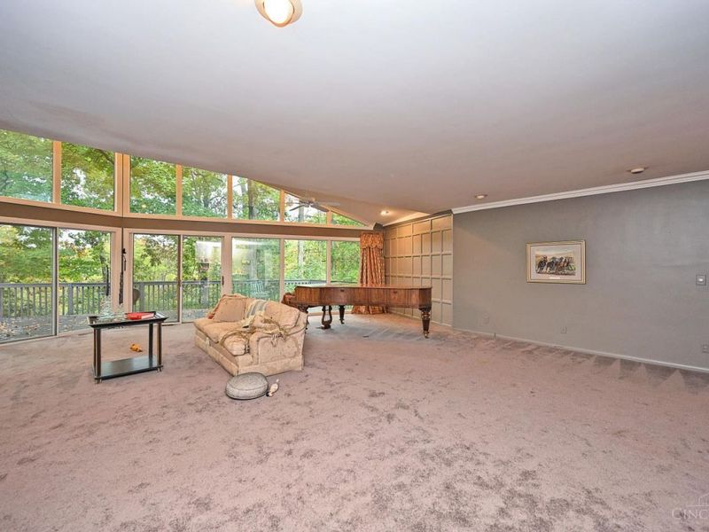 10611 Grimsby Lane, Evendale, OH 45241 Photo 8