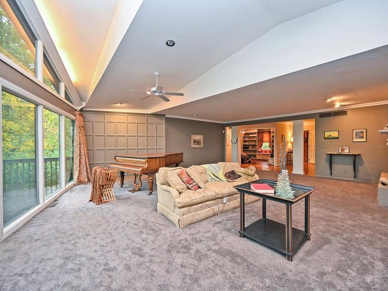 10611 Grimsby Lane, Evendale, OH 45241 Photo 9