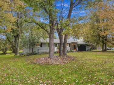 5130 Old Goodrich Road, Clarence, NY 14031