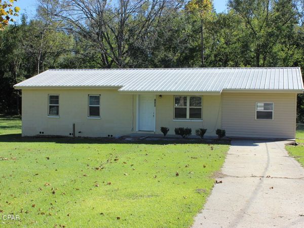 106 Veneer Circle , Bonifay, FL 32425