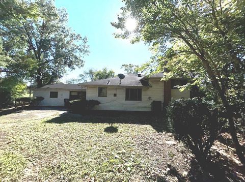 Main Photo
