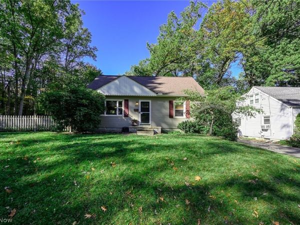600 Woodside Drive , Kent, OH 44240