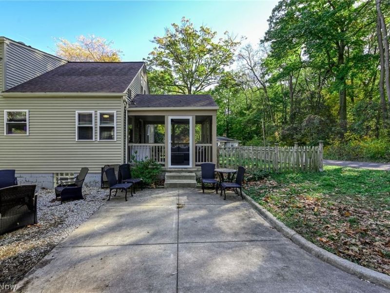 600 Woodside Drive, Kent, OH 44240 Photo 5