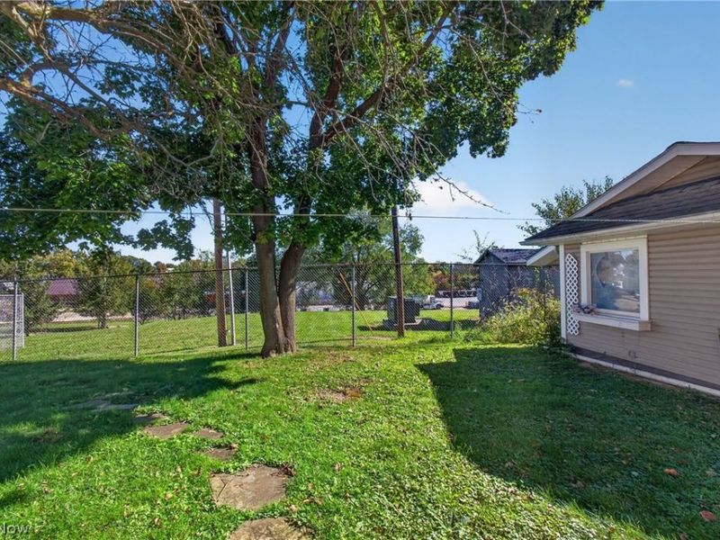 410 Mckinley Avenue NW, Carrollton, OH 44615 Photo 22