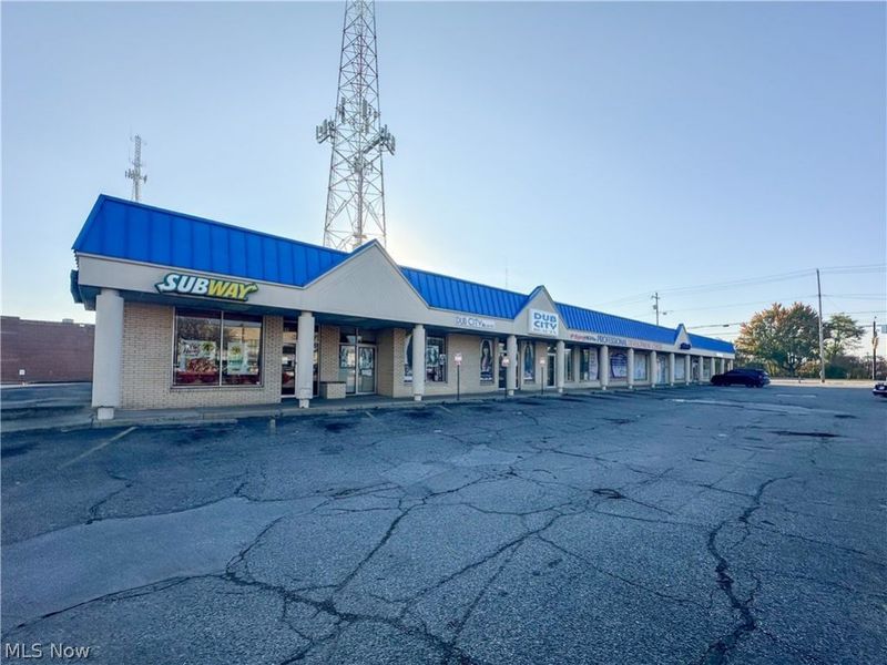 231 Main Avenue SW, Warren, OH 44481 Photo 4