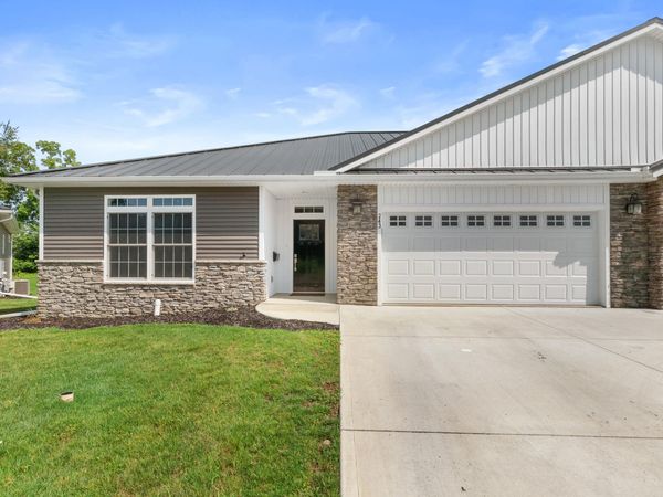 243 Auseon Court, Hillsdale, MI 49242