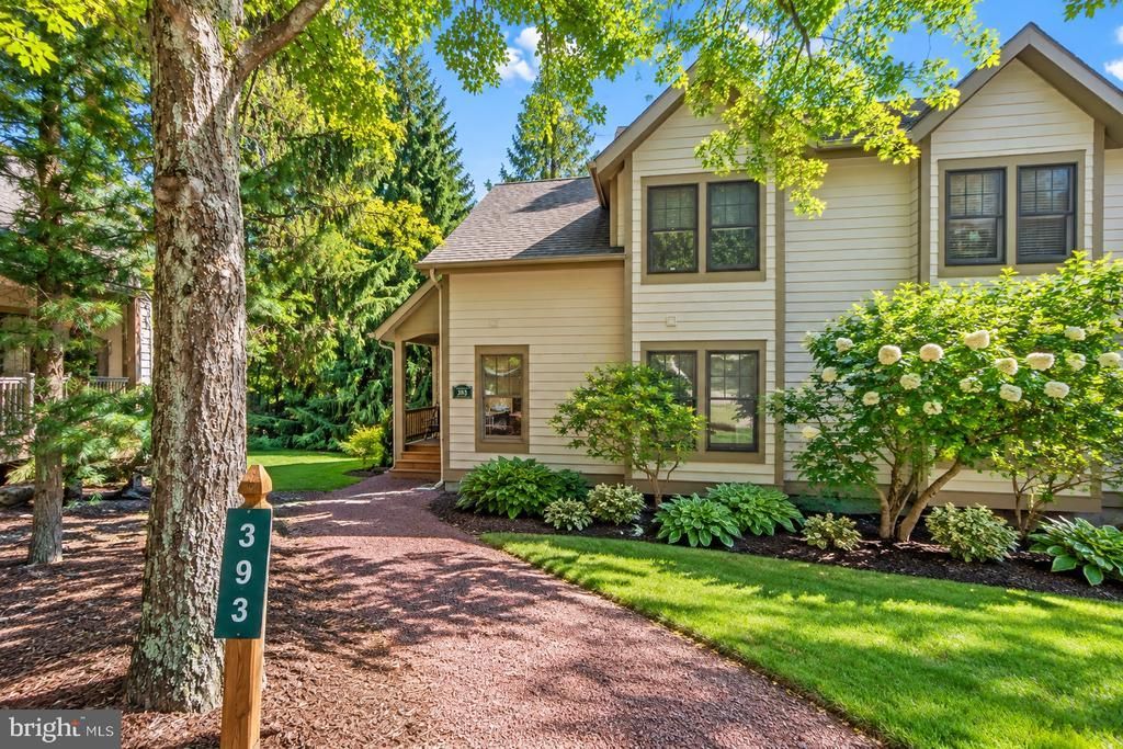 393 VISTA DRIVE , TANNERSVILLE, PA 18372