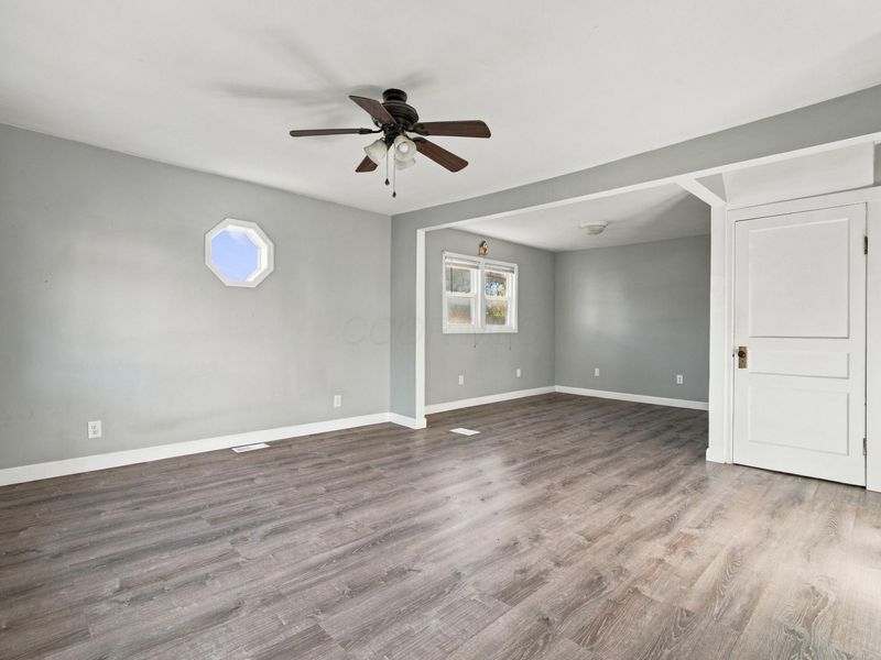 33 W Postal Avenue, Newark, OH 43055 Photo 4