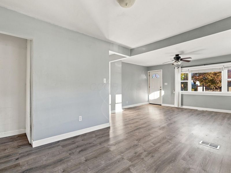 33 W Postal Avenue, Newark, OH 43055 Photo 8