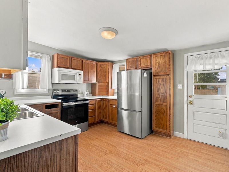 33 W Postal Avenue, Newark, OH 43055 Photo 9