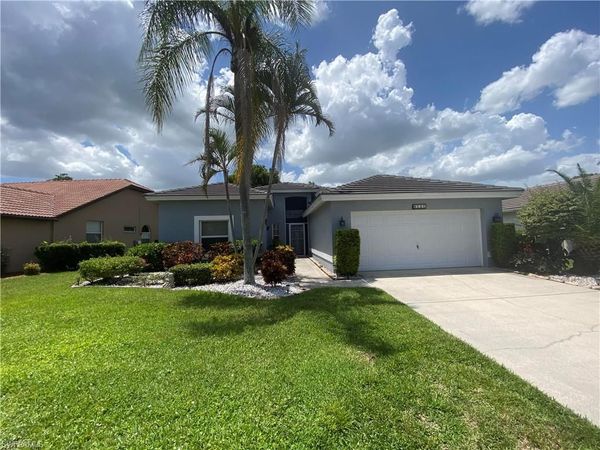 9131 Old Hickory CIR, FORT MYERS, FL 33912