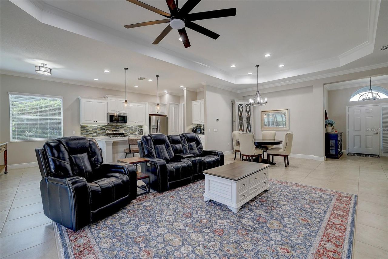 3718 Woodcliff Lake Terrace , Sarasota, FL 34243 Photo