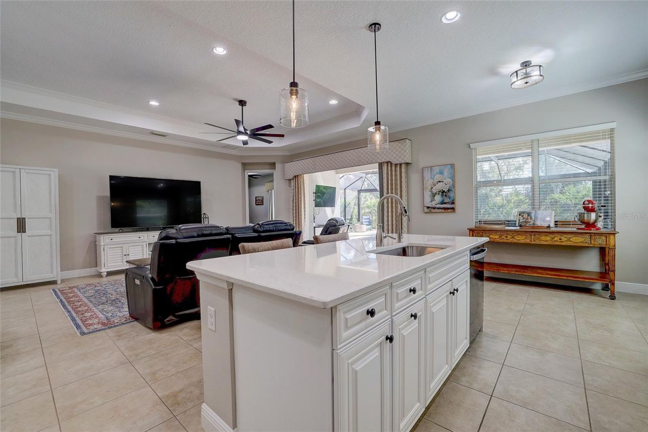 3718 Woodcliff Lake Terrace , Sarasota, FL 34243 Photo