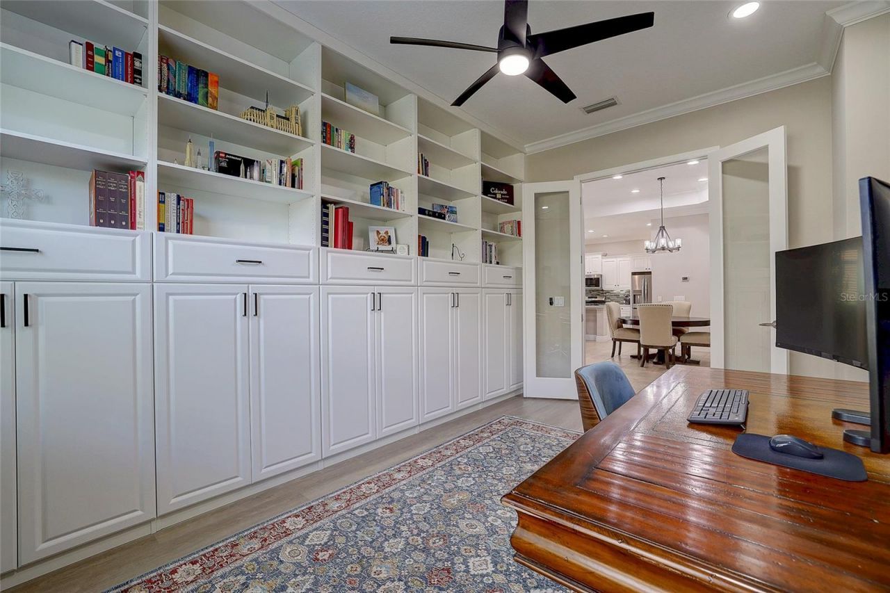 3718 Woodcliff Lake Terrace , Sarasota, FL 34243 Photo