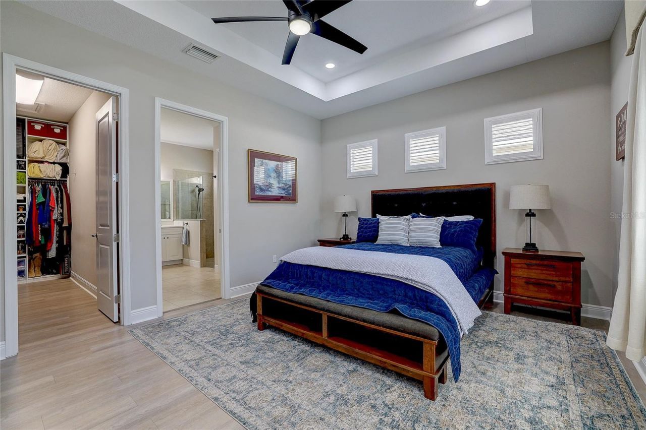 3718 Woodcliff Lake Terrace , Sarasota, FL 34243 Photo