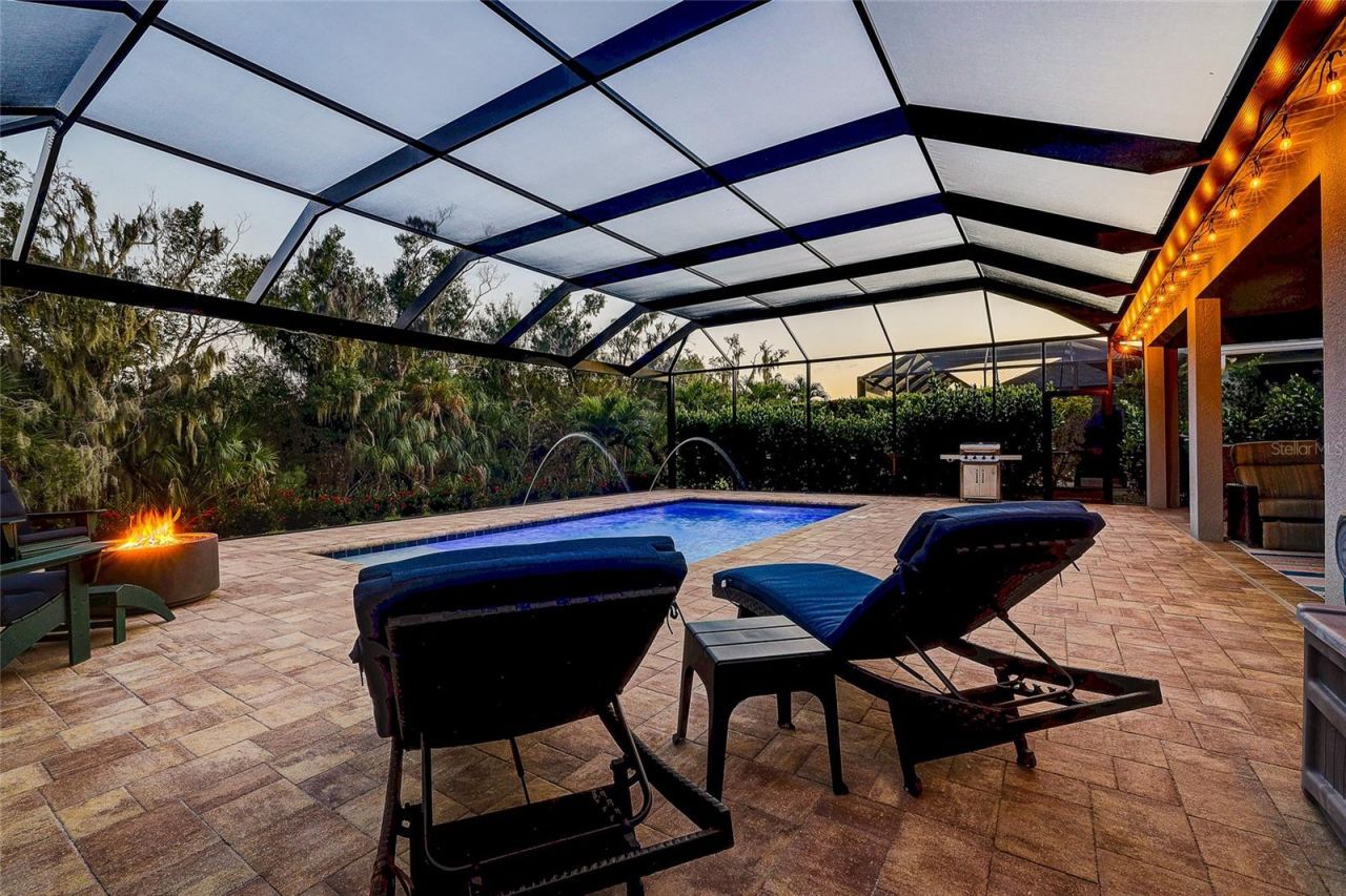 3718 Woodcliff Lake Terrace , Sarasota, FL 34243 Photo