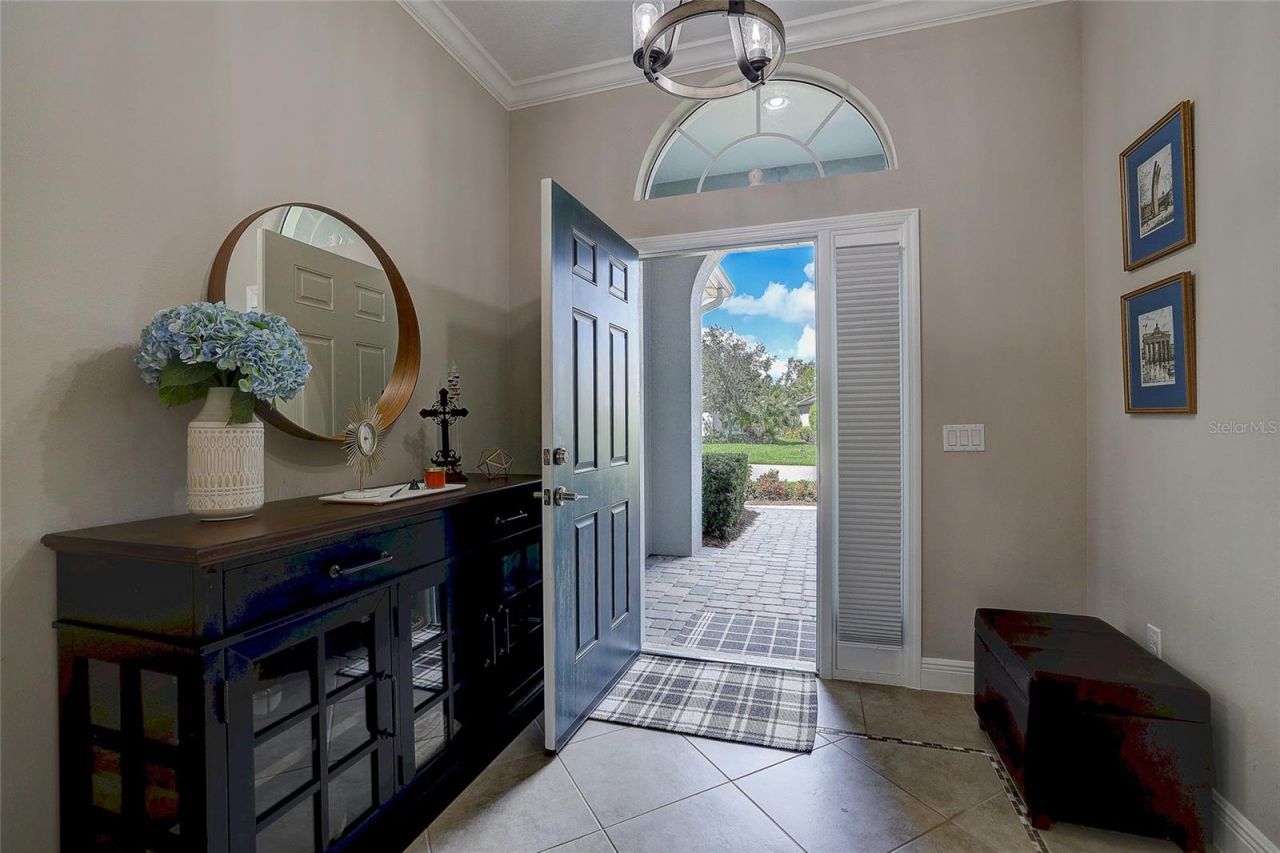 3718 Woodcliff Lake Terrace , Sarasota, FL 34243 Photo