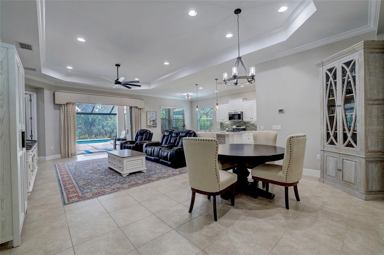 3718 Woodcliff Lake Terrace , Sarasota, FL 34243 Photo