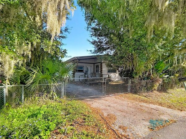 729 CREVASSE STREET , LAKELAND, FL 33805
