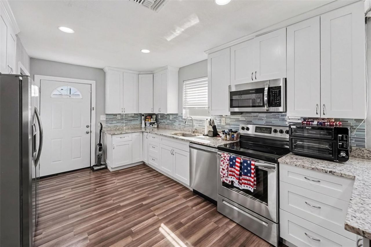2711 N 33rd Street , Tampa, FL 33605 Photo