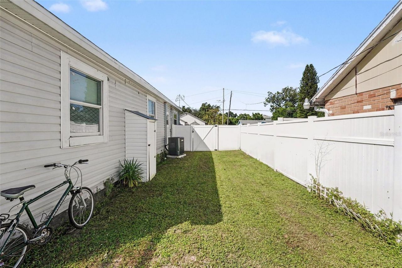 2711 N 33rd Street , Tampa, FL 33605 Photo