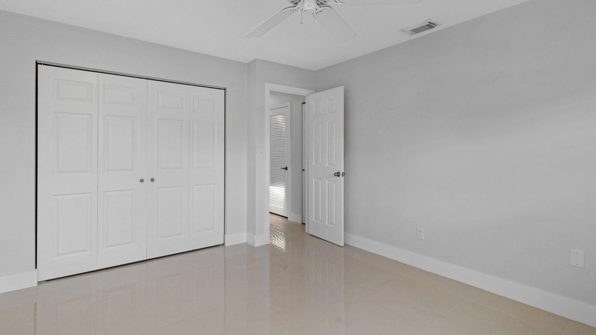 1301 N Riverside Drive, Unit 7, Pompano Beach, FL 33062 Photo