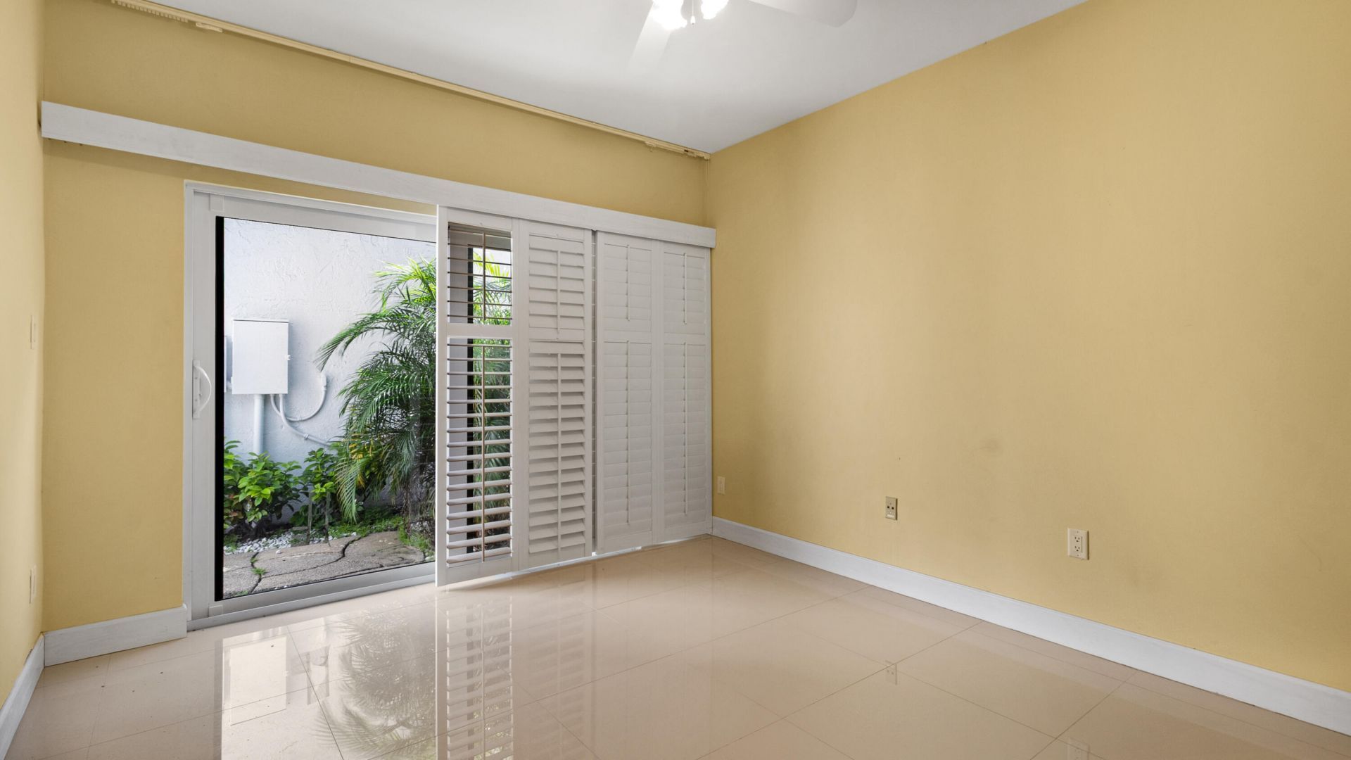 1301 N Riverside Drive, Unit 7, Pompano Beach, FL 33062 Photo