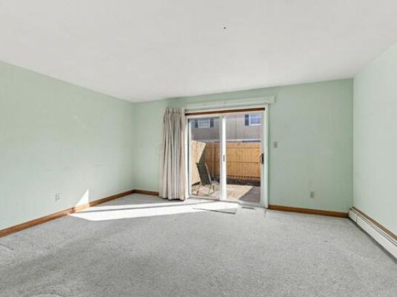 4679 Tarryton Court S, Unit 12E, Columbus, OH 43228 Photo 11