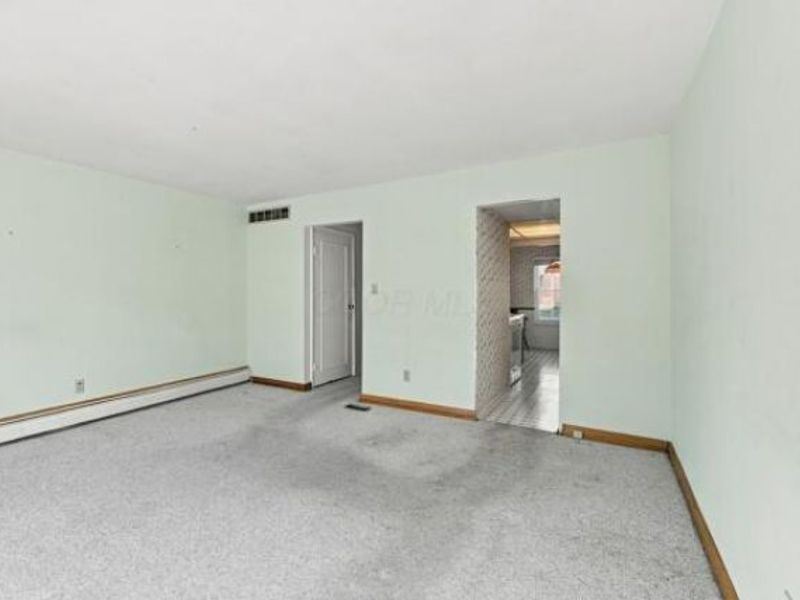 4679 Tarryton Court S, Unit 12E, Columbus, OH 43228 Photo 13