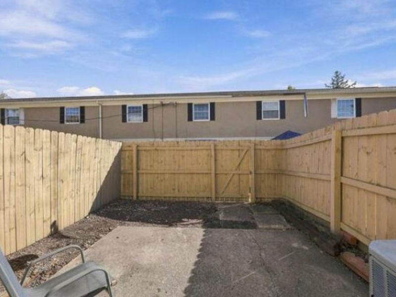 4679 Tarryton Court S, Unit 12E, Columbus, OH 43228 Photo 22